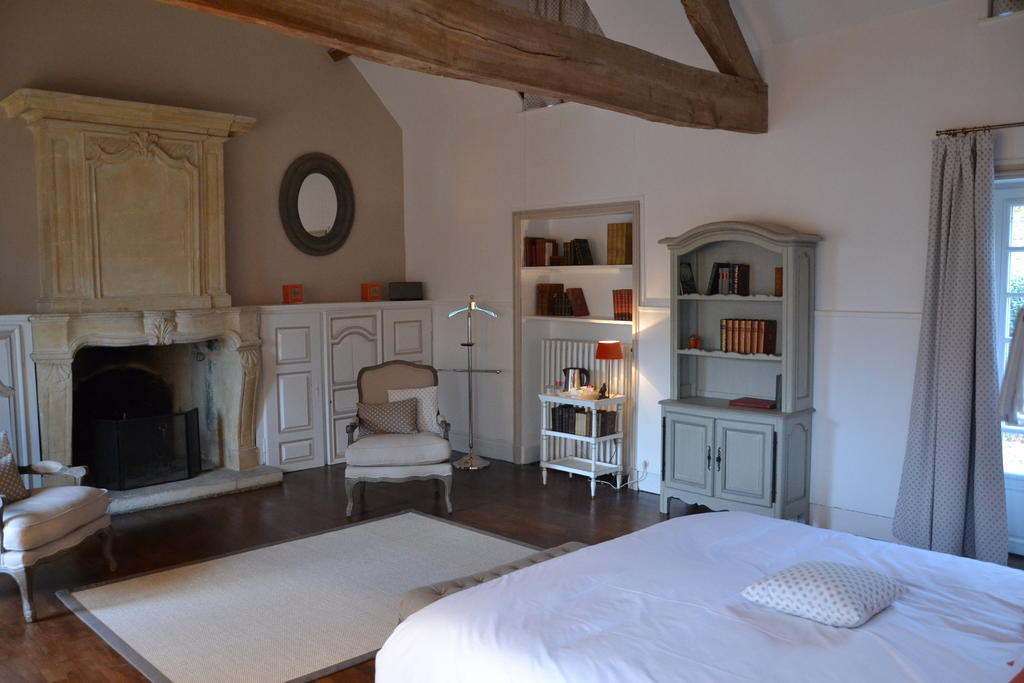 Les Hautes Sources - Esprit De France Menilles Room photo